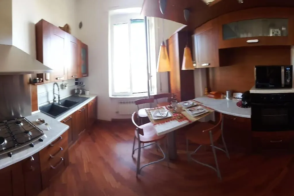 Casa Del Colibri, Genova Sestri Ponente Parcheggio Apartment